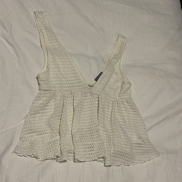 Urban Outfitters Cropped White Too Sz Med - Picture 3 of 7